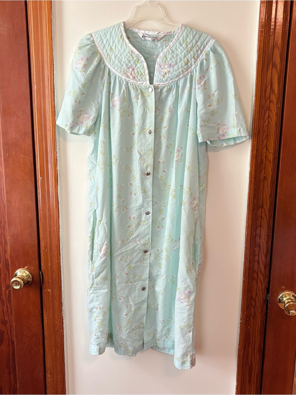 Vintage Morning Glory Mint Floral Button-Front House Coat - Picture 4 of 7